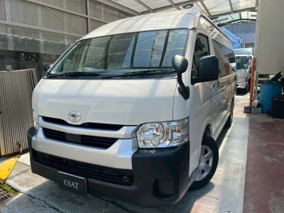2025 Toyota Hiace Commuter 2.8 GL Diesel Turbo – 14-Seater