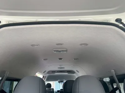 2025 Toyota Hiace Commuter 2.8 GL Diesel Turbo – 14-Seater