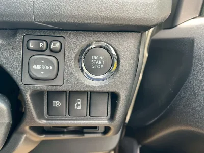 2025 Toyota Hiace Commuter 2.8 GL Diesel Turbo – 14-Seater
