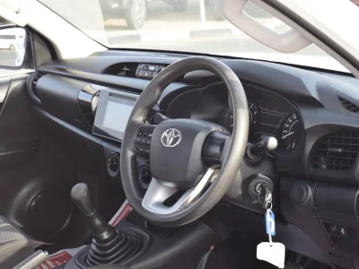 Toyota Hilux Single Cab 2018 (No-830716)