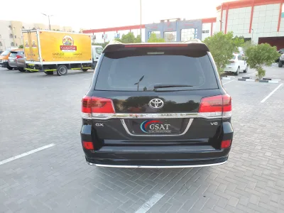 2018 Toyota Land Cruiser 8 seater V8 engine  (No-830714)