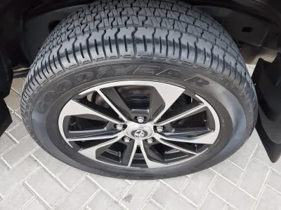 2018 Toyota Land Cruiser 8 seater V8 engine  (No-830714)