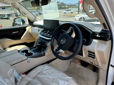 2025 Toyota Land Cruiser 300 ZX 3.5L 4WD 7 Seater