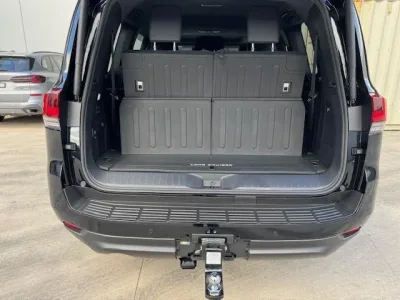 2026 Toyota LandCruiser Sahara LC300 7 Seater Suv