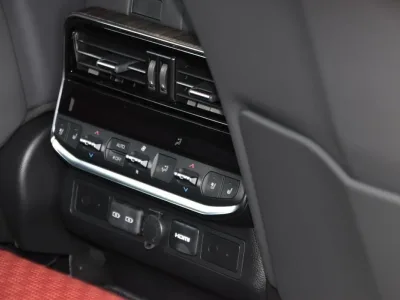 2025 Toyota Landcruiser LC300 Twin Turbo VXR 3.5 (No.830723)