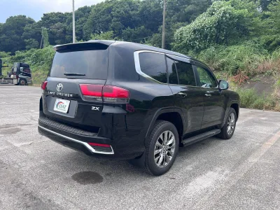 2025 Toyota LandCruiser LC300 7 Seater ZX Petrol (No.960561)