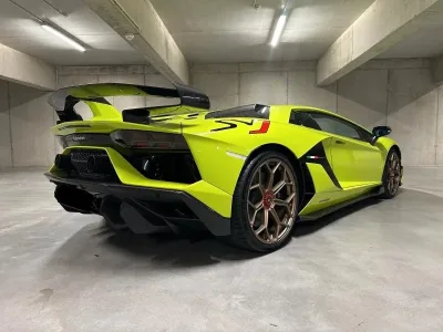 2020 Lamborghini Aventador SVJ