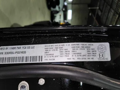 2025 RAM 3500 Laramie LHD A/T (No.960864)
