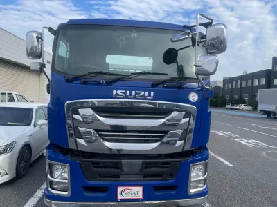 Isuzu Giga Self Loader 2016 (No-J0721)
